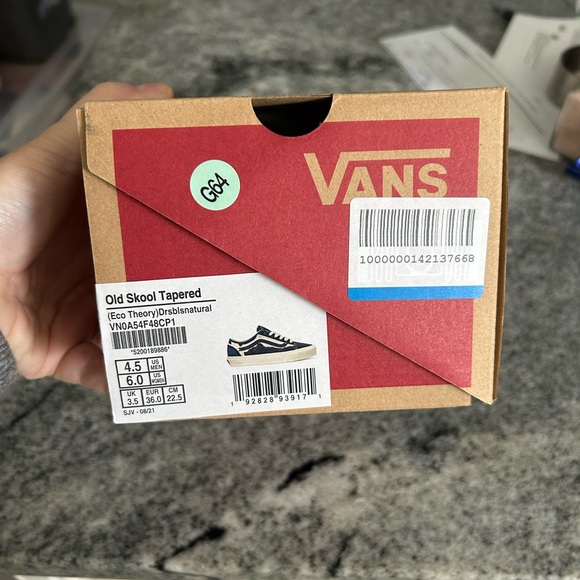 VANS - Picture 6 of 6